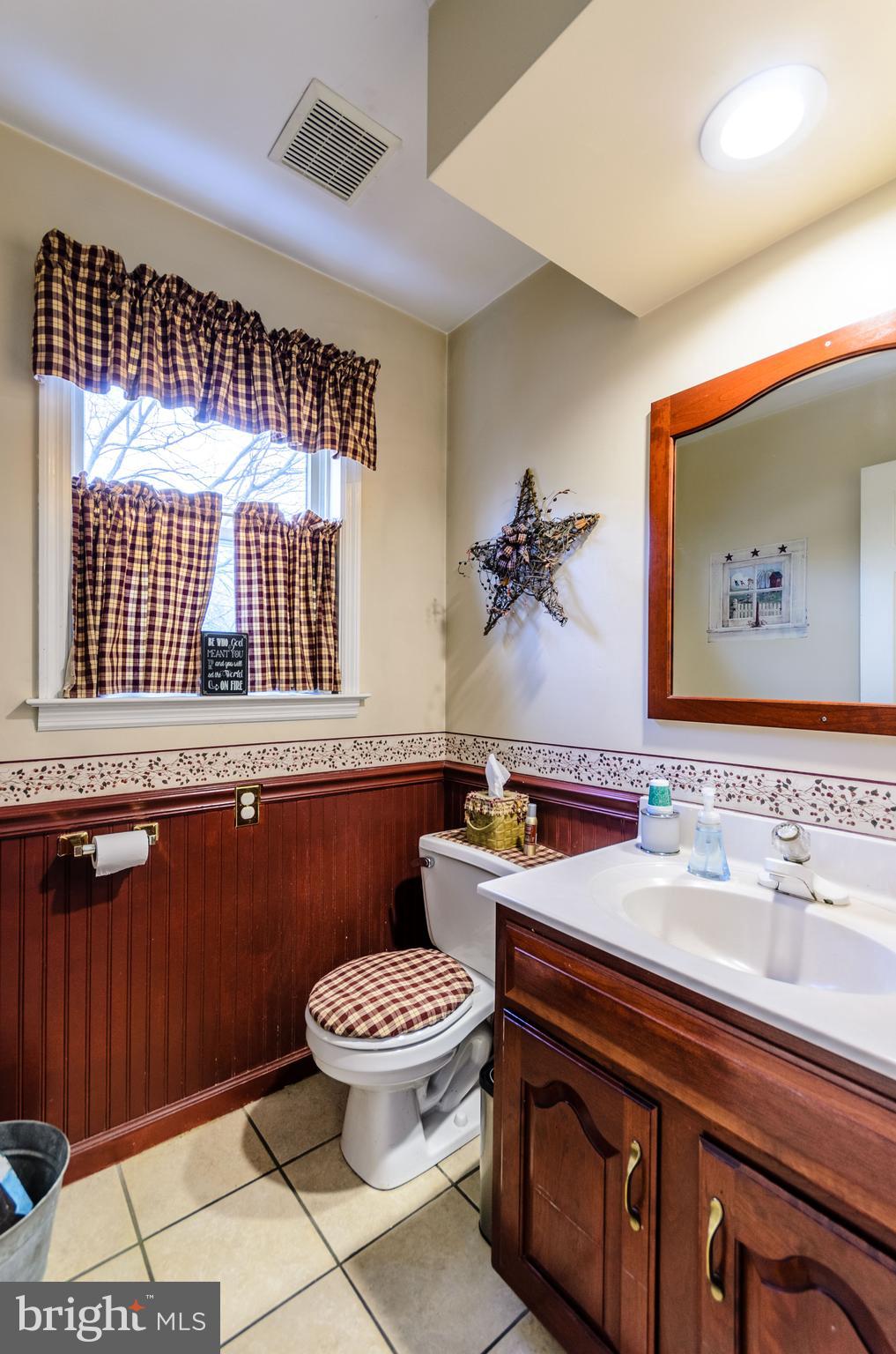 33 Manor Road York, PA 17403 - Photo 22 of 34 Gallery Image 22
