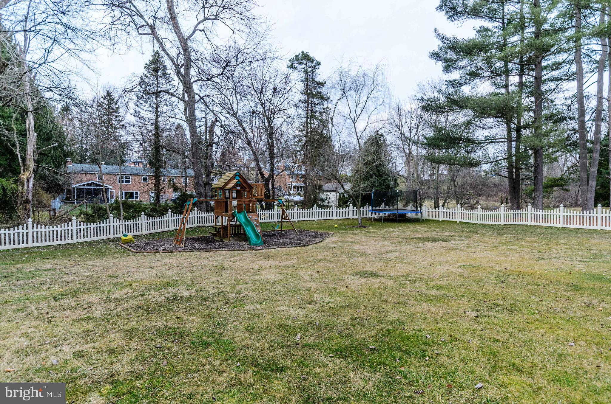 33 Manor Road York, PA 17403 - Photo 26 of 34 Gallery Image 26