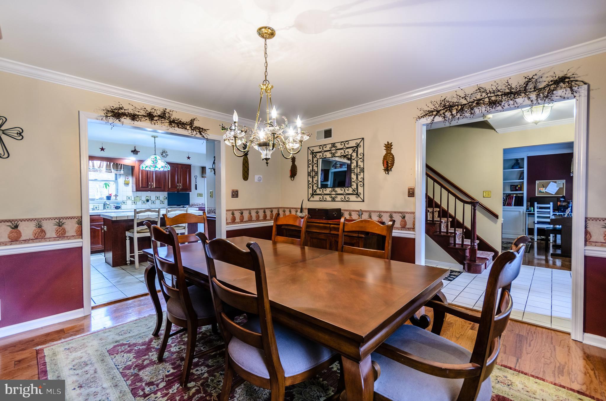 33 Manor Road York, PA 17403 - Photo 8 of 34 Gallery Image 8