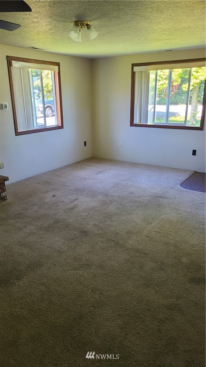713 F F & S Grade Road Sedro-Woolley, WA 98284 - Photo 7 of 13 Gallery Image 7