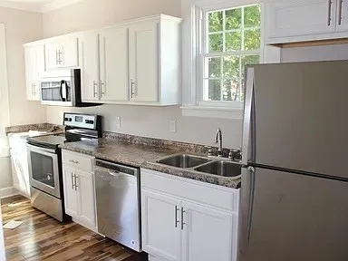 $1,200 | 212 East McKnight Drive, Murfreesboro, TN 37130