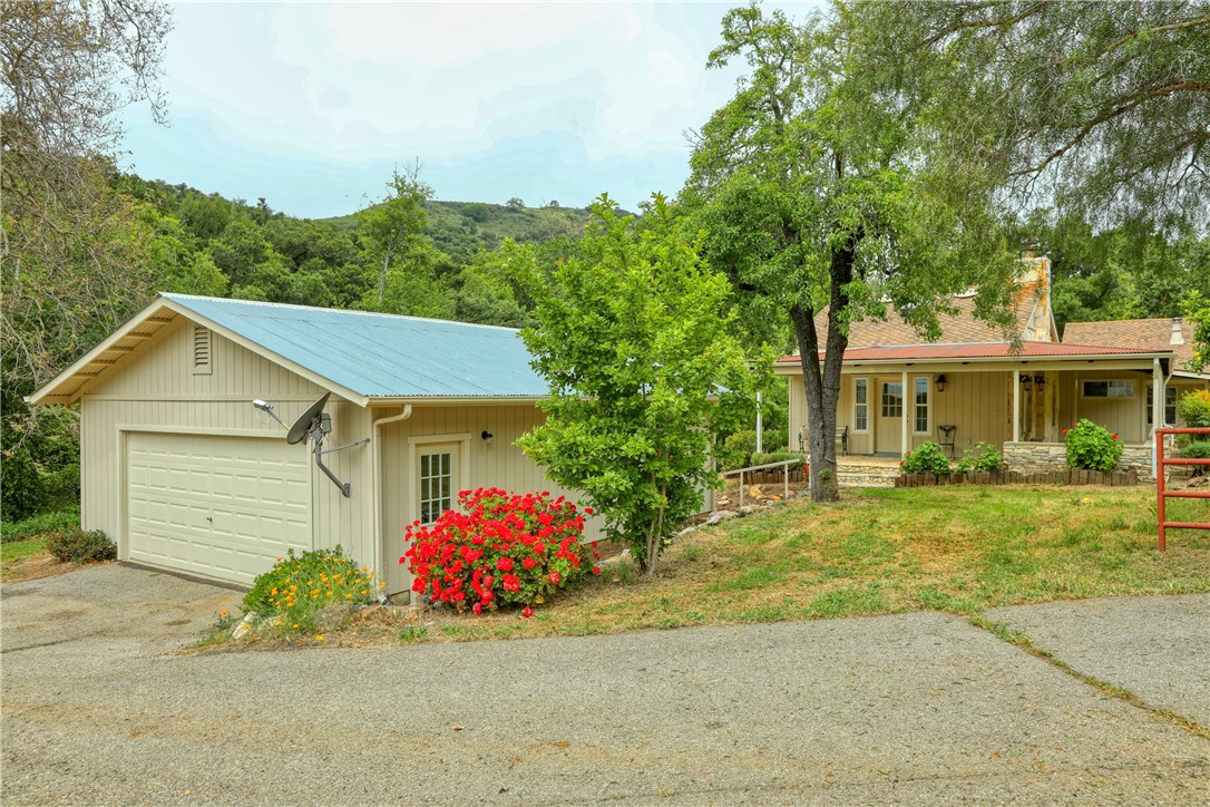 7515 Santa Rosa Creek Road Cambria, CA 93428 - Photo 11 of 43
