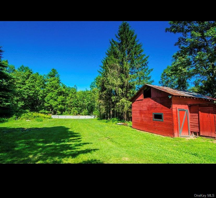 137 Summitville Road Wurtsboro, NY 12790 - Photo 33 of 34