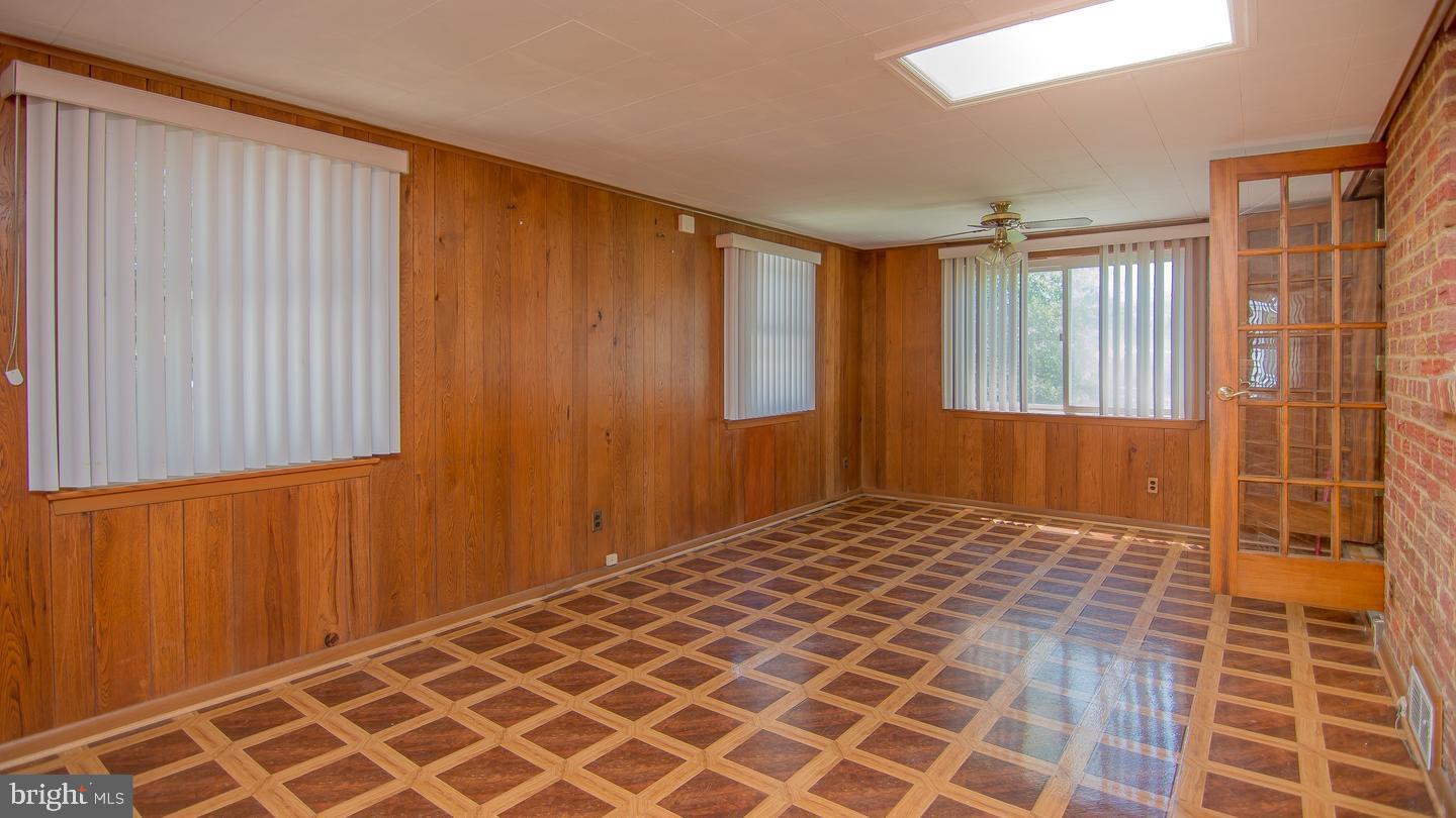 6023 Dinwiddie Street Springfield, VA 22150 - Photo 13 of 44
