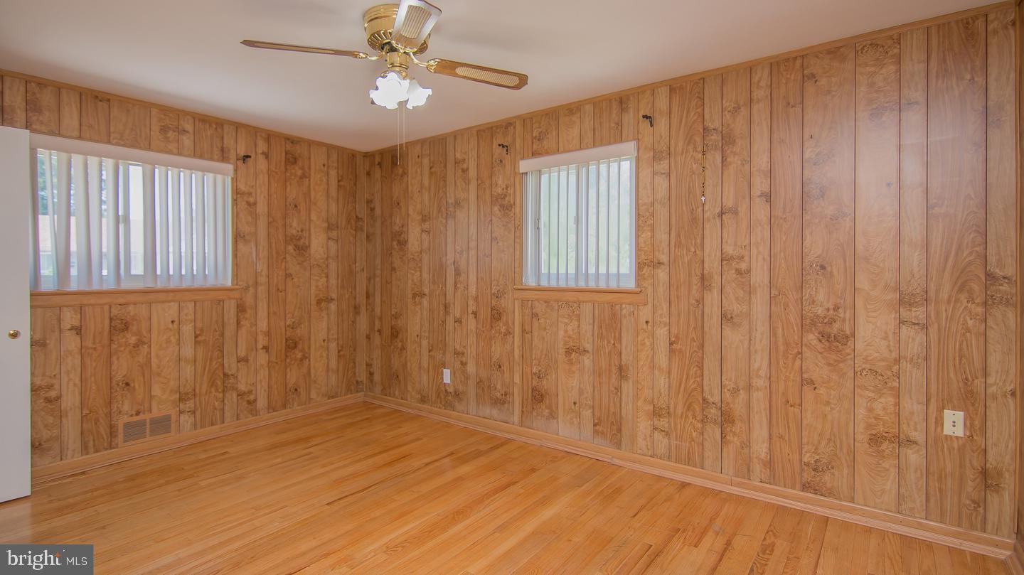 6023 Dinwiddie Street Springfield, VA 22150 - Photo 16 of 44
