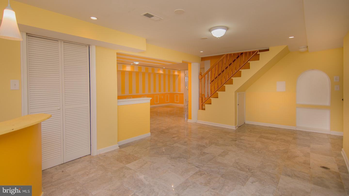 6023 Dinwiddie Street Springfield, VA 22150 - Photo 20 of 44