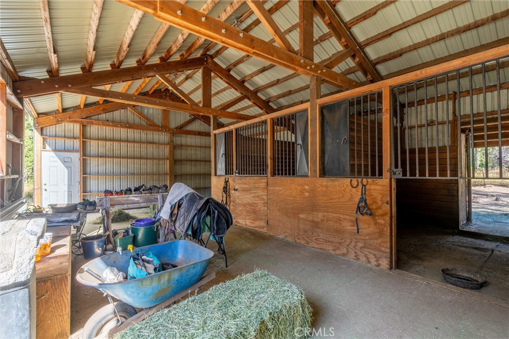 7501 Maddrill Lane Butte Meadows, CA 95942 - Photo 51 of 70 a view of entryway with seating area