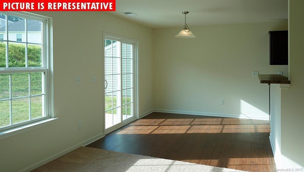 5307 Oakdale Ridge Road Charlotte, NC 28216 - Photo 4 of 14 Gallery Image 4