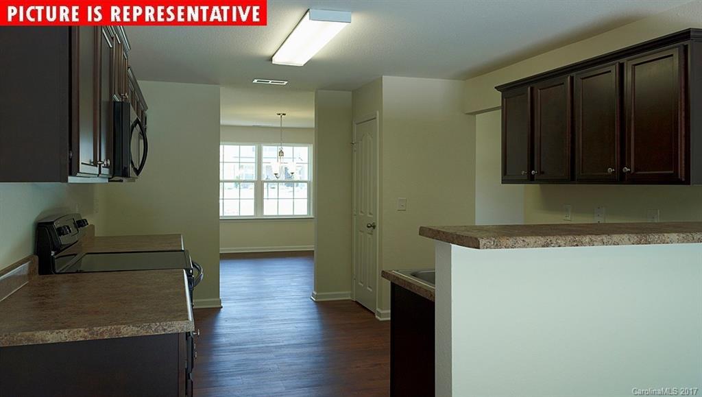 5307 Oakdale Ridge Road Charlotte, NC 28216 - Photo 7 of 14 Gallery Image 7