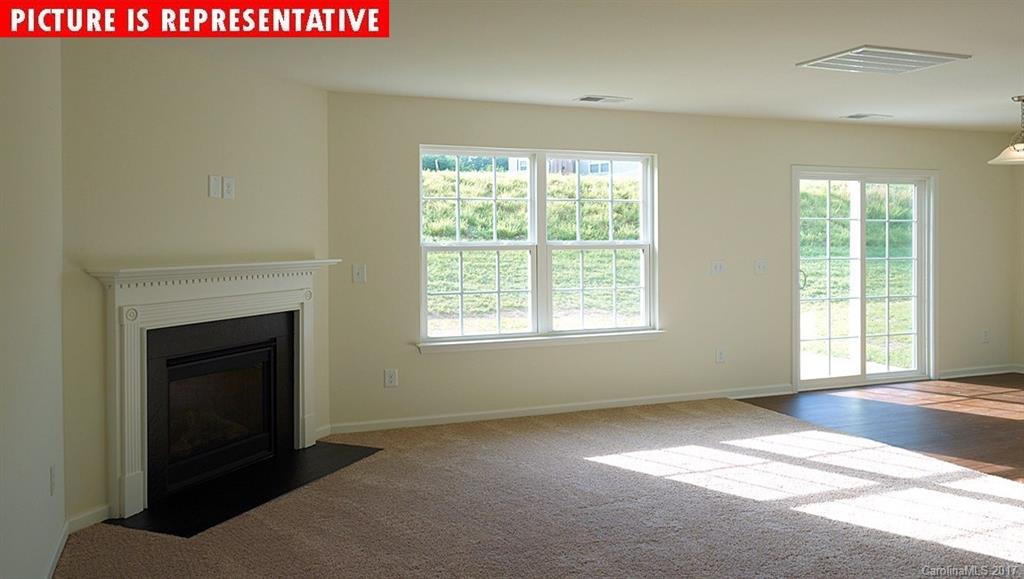 5307 Oakdale Ridge Road Charlotte, NC 28216 - Photo 8 of 14 Gallery Image 8