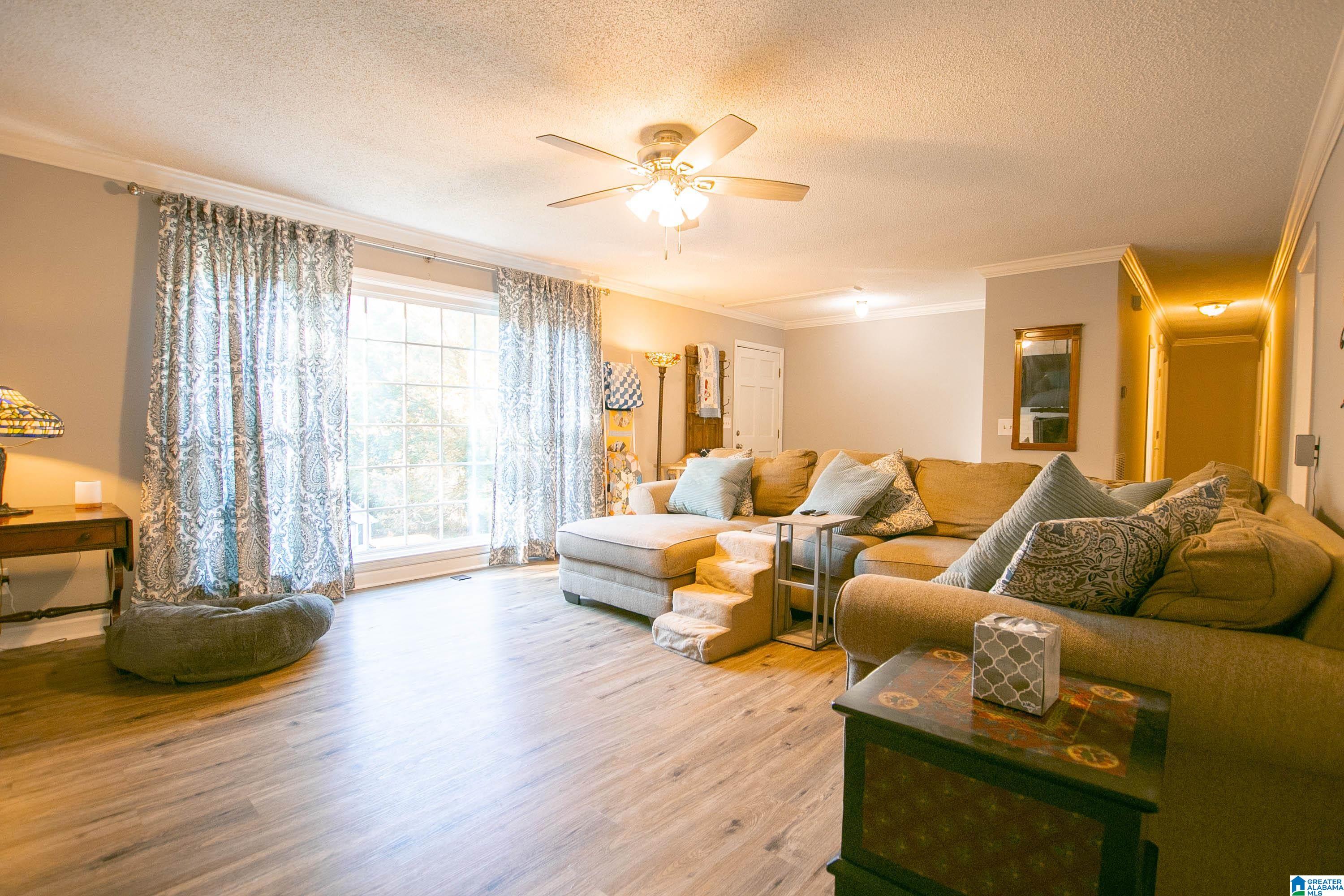 811 Sunshine Avenue Oneonta, AL 35121 - Photo 16 of 49