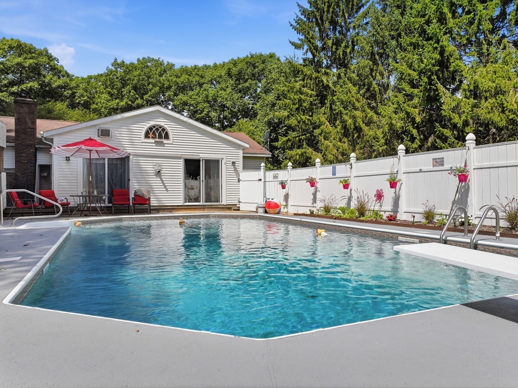 14 H Putnam Road Charlton, MA 01507 - Photo 34 of 41 Gallery Image 34
