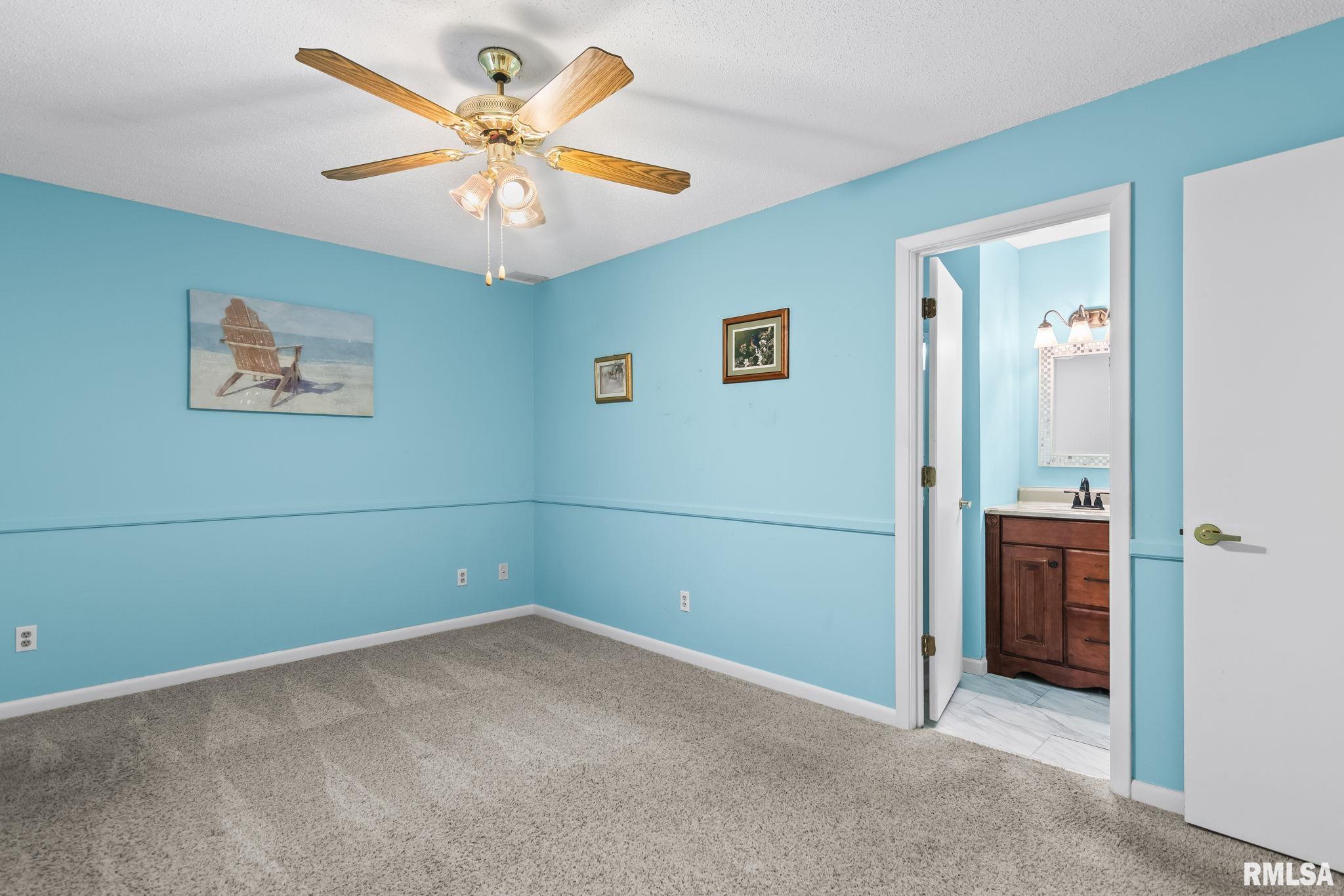 217 Walnut Valley Drive Springfield, IL 62707 - Photo 13 of 31