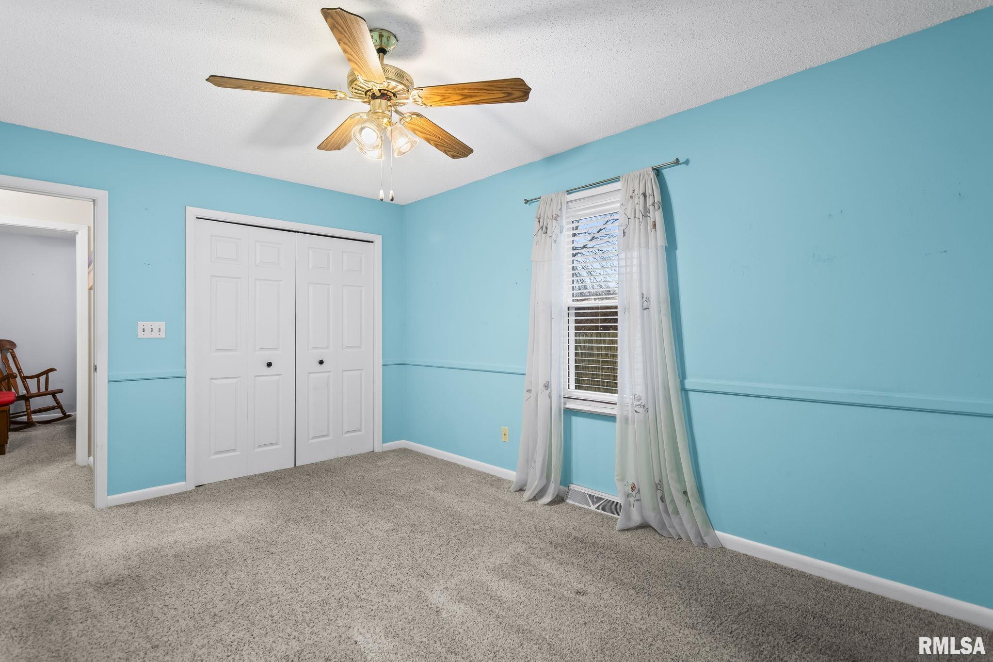 217 Walnut Valley Drive Springfield, IL 62707 - Photo 15 of 31