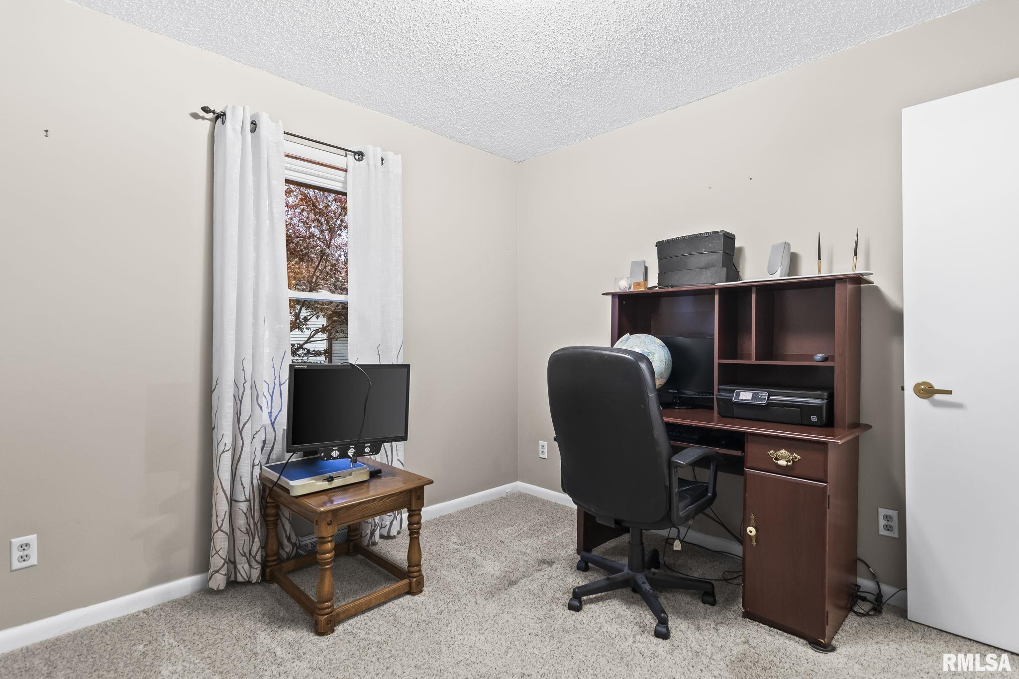 217 Walnut Valley Drive Springfield, IL 62707 - Photo 20 of 31