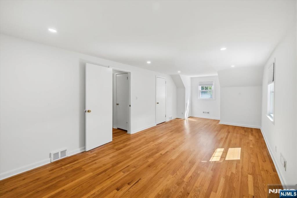 101 Pershing Road Englewood Cliffs, NJ 07632 - Photo 16 of 29