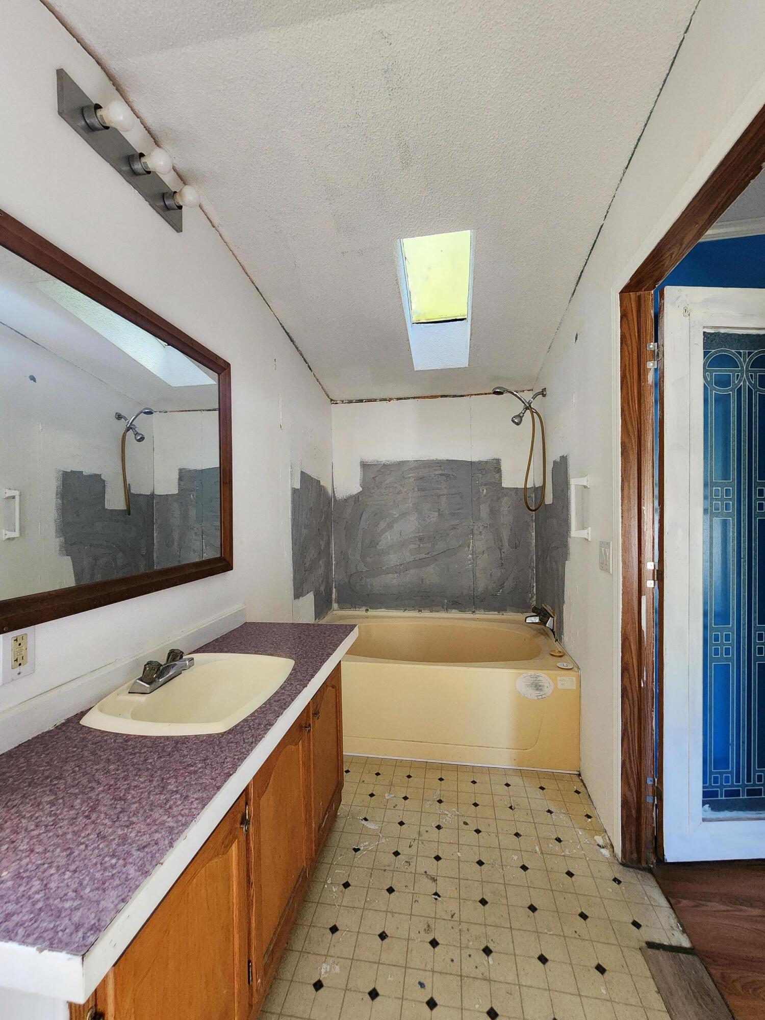 52 Morrill Road South China, ME 04358 - Photo 14 of 24 Primary Bathroom