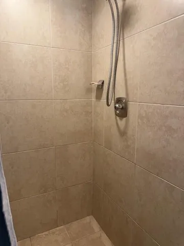 $2,000 | 6800 Cypress Road, Unit 512, Plantation, FL 33317