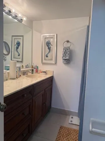 $2,000 | 6800 Cypress Road, Unit 512, Plantation, FL 33317