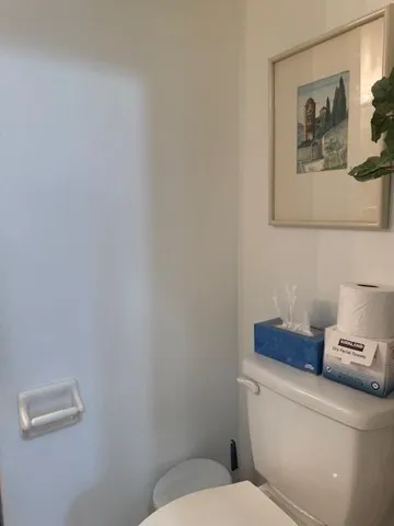 $2,000 | 6800 Cypress Road, Unit 512, Plantation, FL 33317