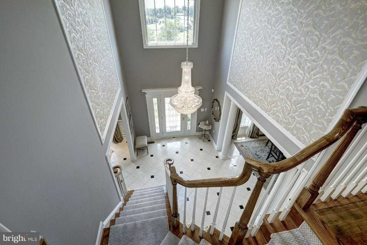 17522 Kinloch Ridge Court Leesburg, VA 20175 - Photo 3 of 30 Entrance