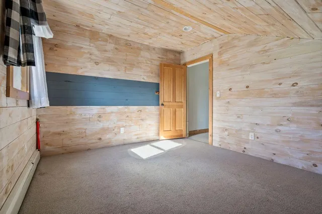 $399,999 | 192 Turkey Lane, Winthrop, ME 04364