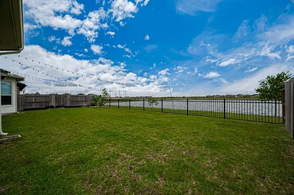 $3,999 | 18311 Licola Mdw Lane, Richmond, TX 77407