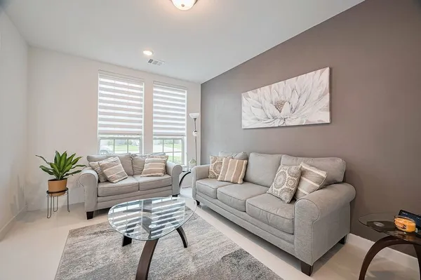 $3,999 | 18311 Licola Mdw Lane, Richmond, TX 77407