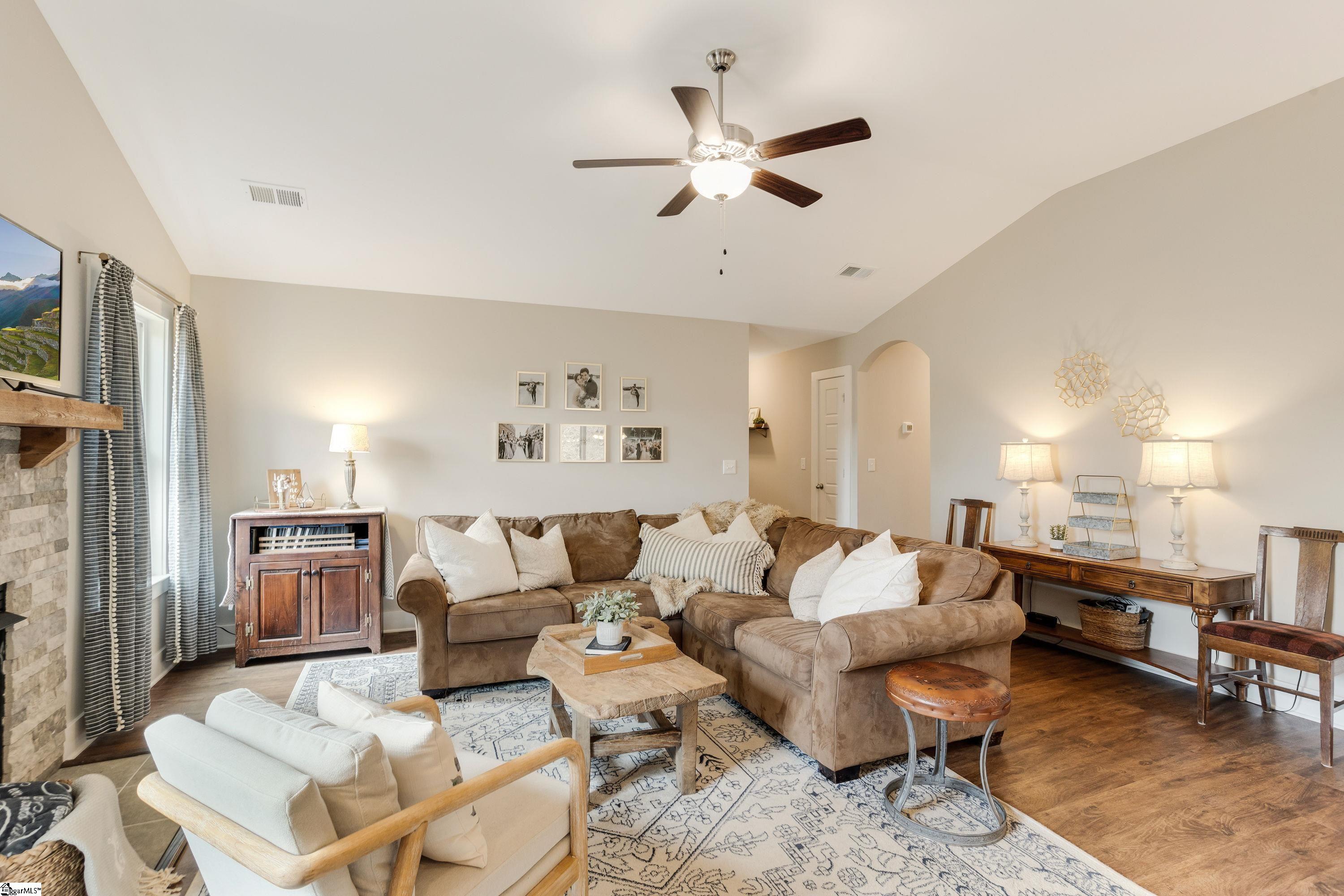 1508 Red Barn Road Liberty, SC 29657 - Photo 8 of 30 Gallery Image 8