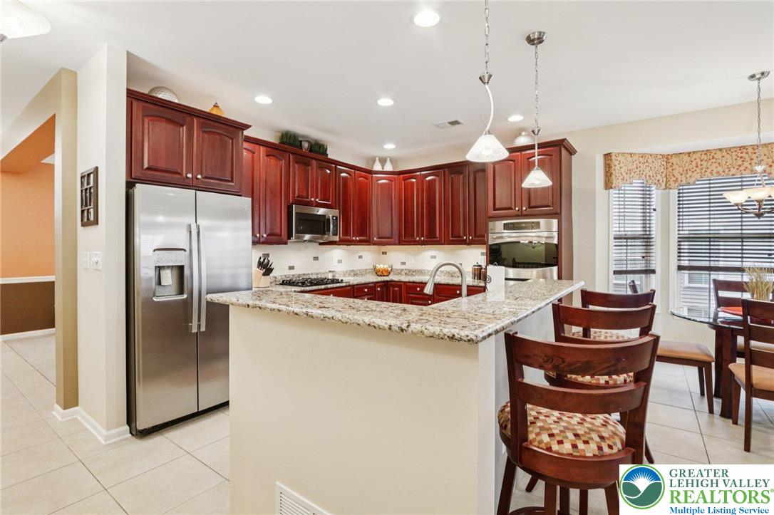 2113 Kingsview Road Lower Macungie Township, PA 18062 - Photo 14 of 62