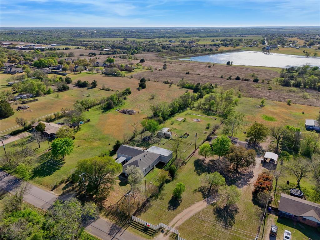 982 North Houston Street Lorena, TX 76655 - Photo 32 of 35 an aerial view of beach and city