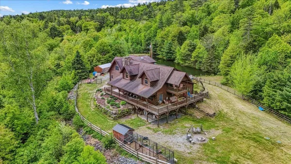 $1,198,000 | 154 Manley Hill Road, West Fairlee, VT 05045