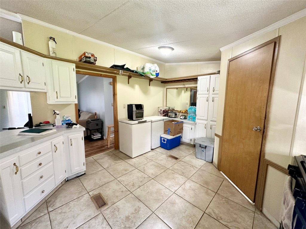 136 Alexander Road Chenango Forks, NY 13746 - Photo 11 of 32 Gallery Image 11