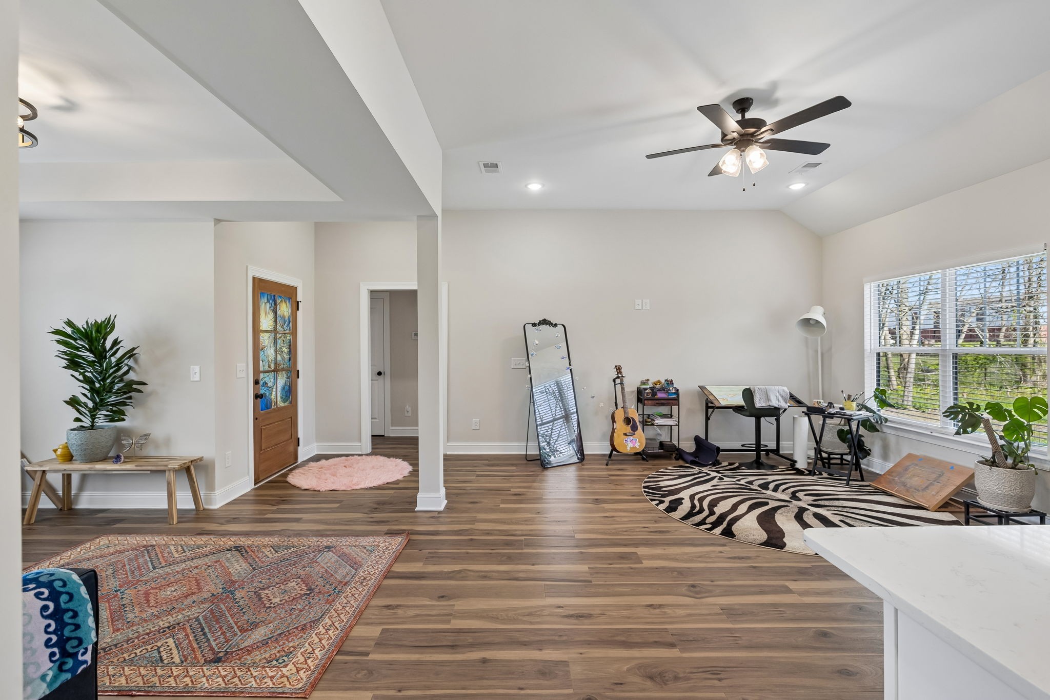 3165 Lights Chapel Road Greenbrier, TN 37073 - Photo 8 of 17 a living room with furniture