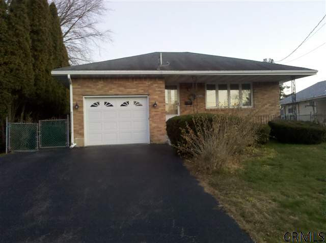 171 Russell Road Albany, NY 12203 - Photo 1 of 11 Photo 1