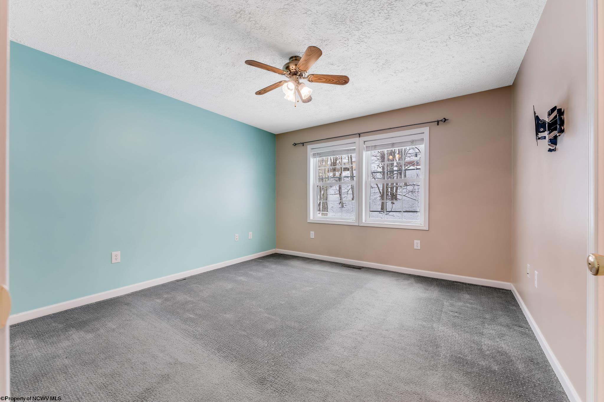 151 Raintree Boulevard Bridgeport, WV 26330 - Photo 15 of 49 Gallery Image 15