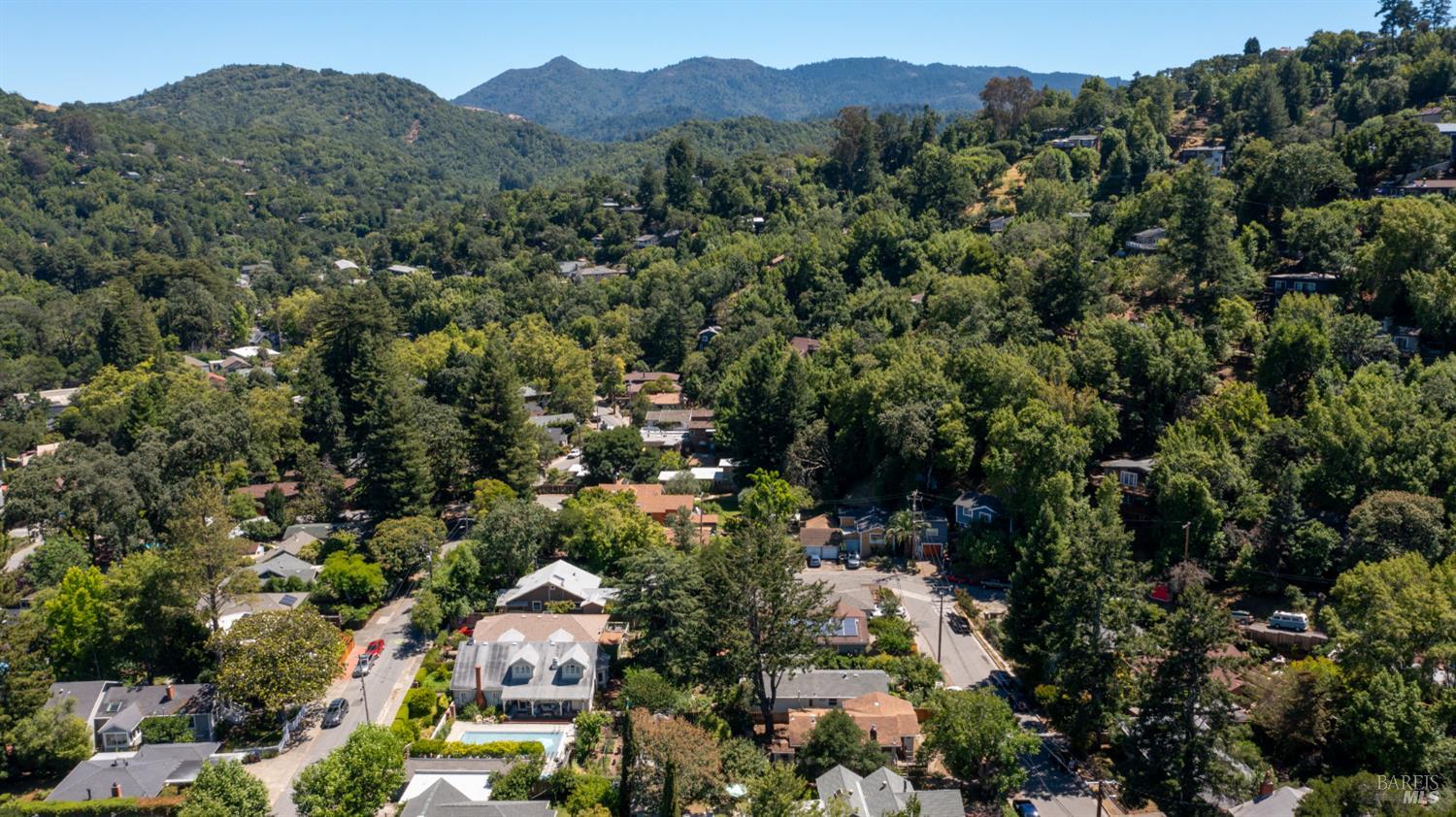 127 Manor Road Fairfax, CA 94930 - Photo 31 of 36