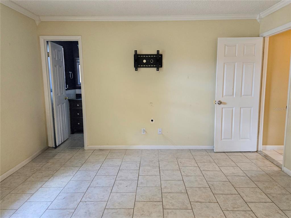 19 Spring Dr Place Ocala, FL 34472 - Photo 24 of 29 a view of an empty room