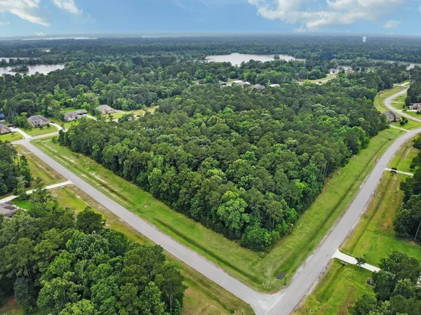 $120,000 | 522 North Commons View Drive, Houston, TX 77336