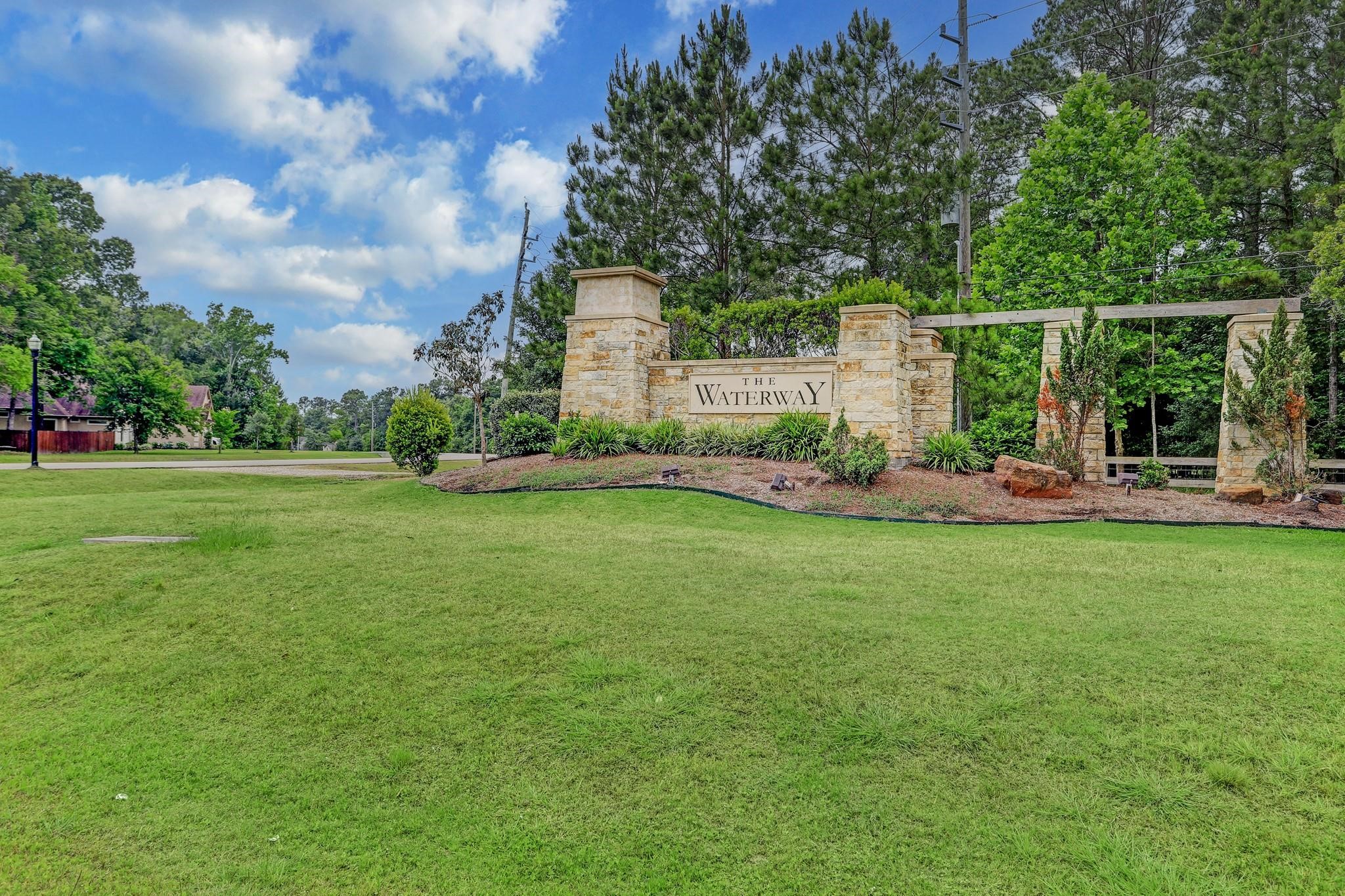 522 North Commons View Drive Houston, TX 77336 - Photo 3 of 5