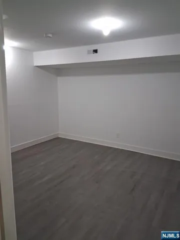 $1,850 | 715 South 17th Street, Newark, NJ 07103