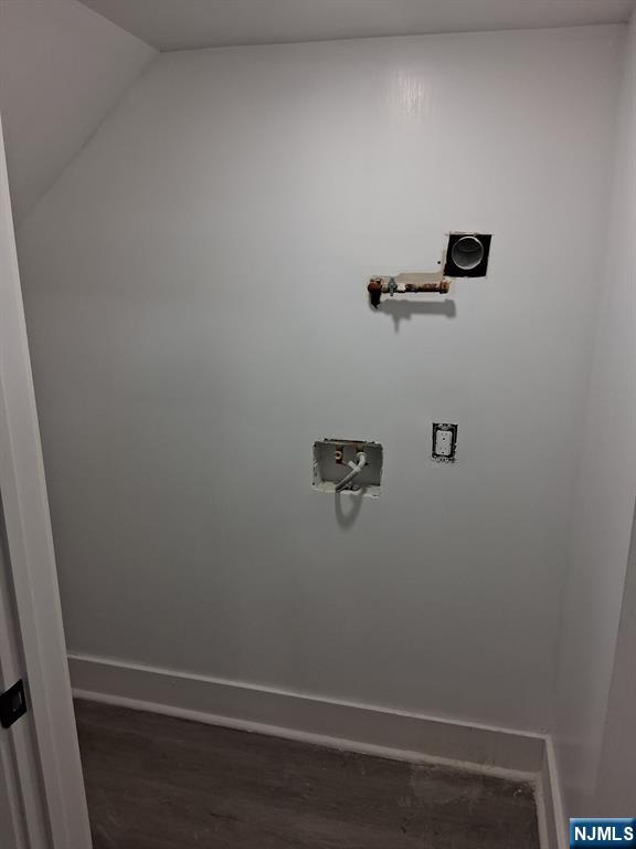 715 South 17th Street Newark, NJ 07103 - Photo 10 of 10 a view of a small space