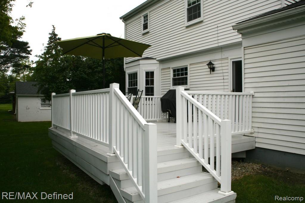 957 Hadley Road Rochester, MI 48307 - Photo 22 of 23 #22.jpg