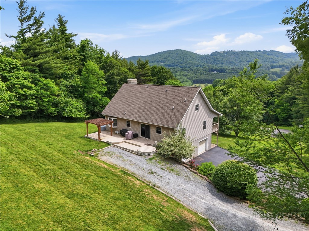 245 Papa Cook Road Boone, NC 28607 - Photo 10 of 48
