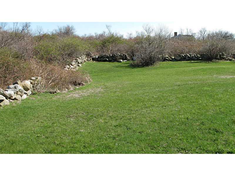 1064 SE Road Block Island, RI 02807 - Photo 11 of 17 Yard/Garden.