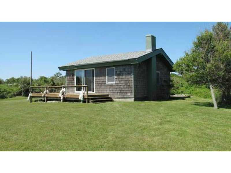 1064 SE Road Block Island, RI 02807 - Photo 7 of 17 Exterior Back.