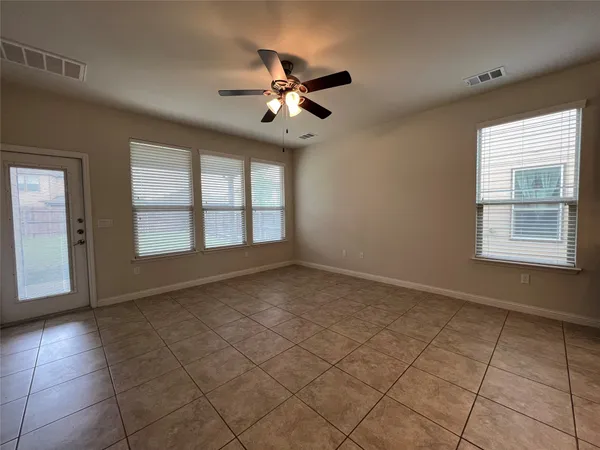 $2,395 | 1325 Meadowsouth Lane, Austin, TX 78748