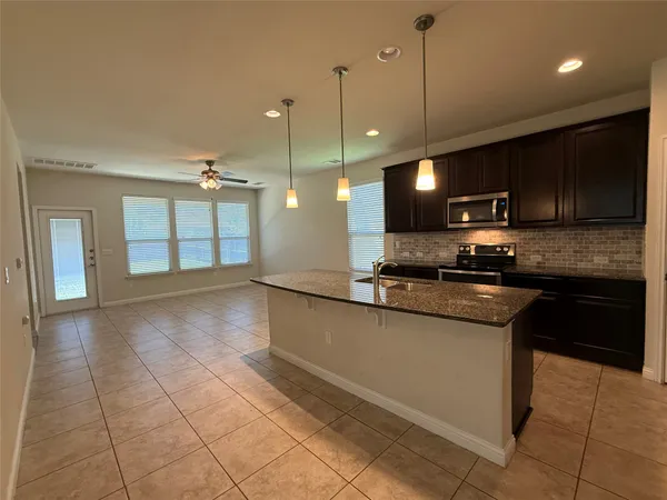$2,395 | 1325 Meadowsouth Lane, Austin, TX 78748