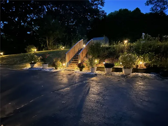 $1,900 | 13 Valley Drive, Westerly, RI 02891