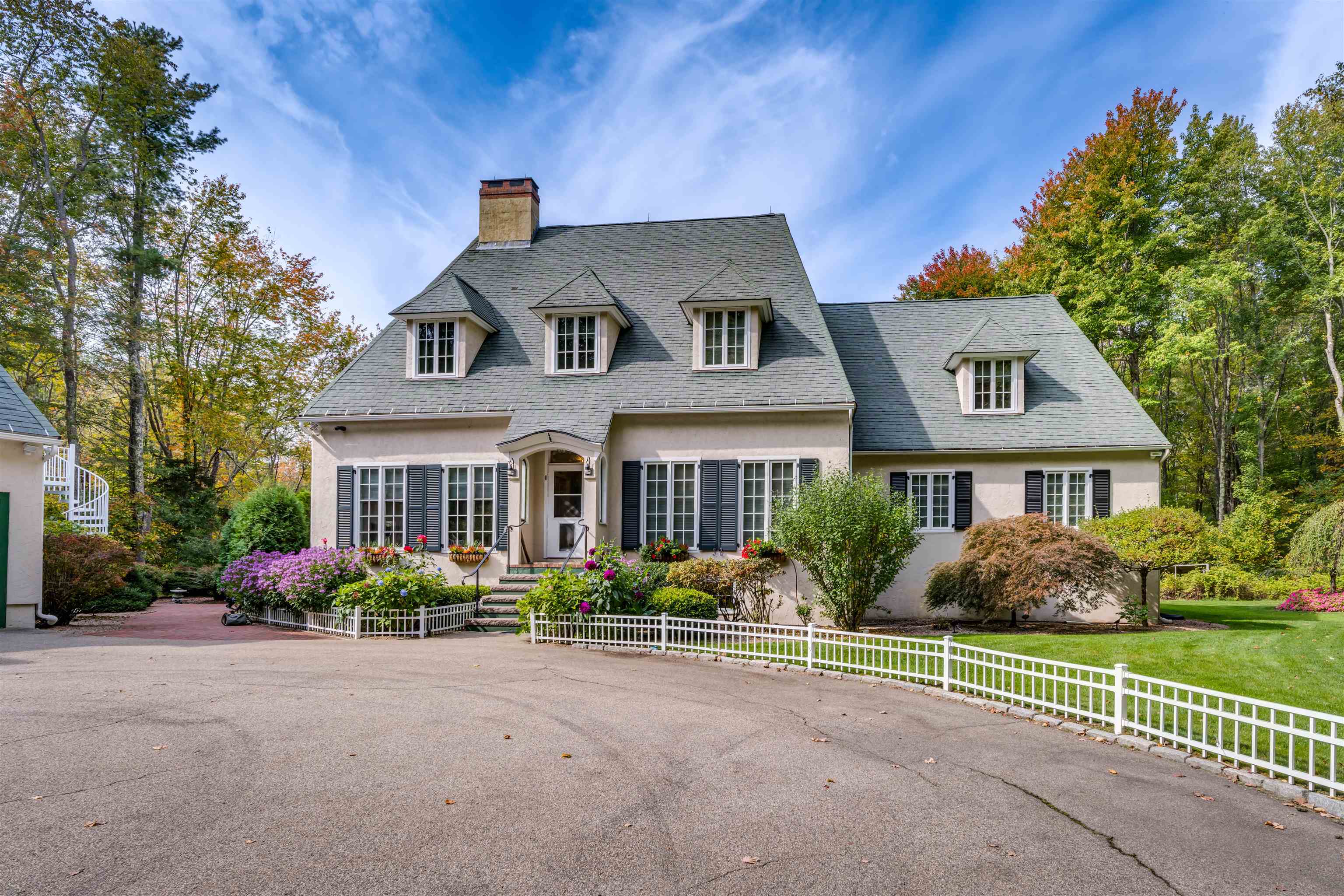 30 Doe Run Lane Stratham, NH 03885 - Photo 2 of 41